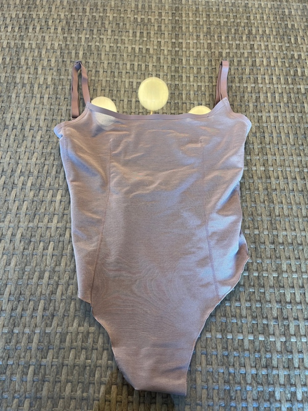 NWOT Skims Scoop Back Bodysuit